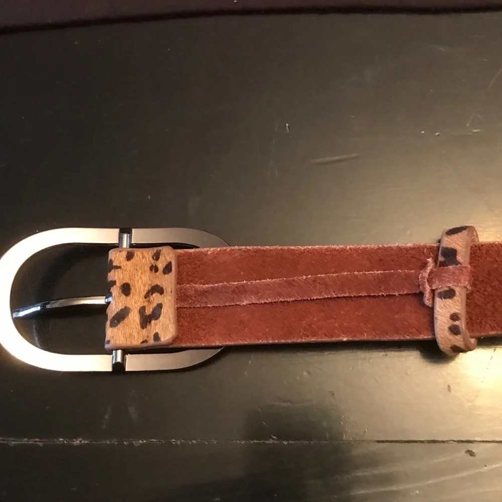 Leopard Print Women's Belt with Black Buckle - Picture 3 of 5